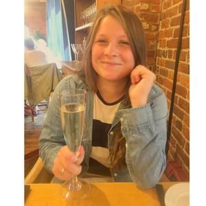 Meet your Posher, Jennifer